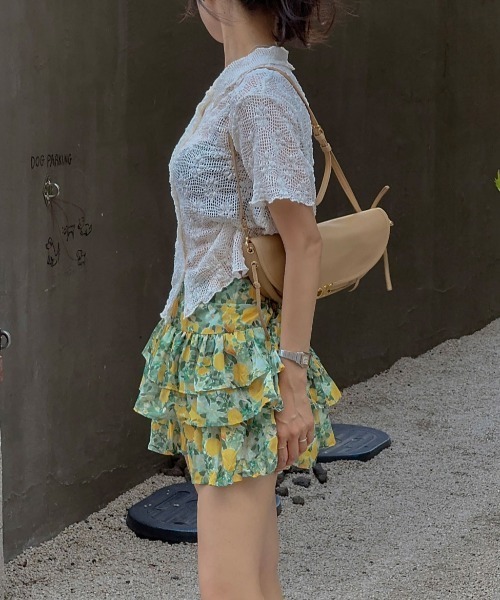 FAVORITO(ファヴォリート)の「パンチングレースフラワーブラウス(シャツ/ブラウス・レディース・ベージュ・F)」の16枚目の写真