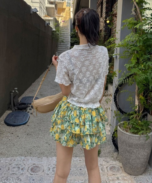 FAVORITO(ファヴォリート)の「パンチングレースフラワーブラウス(シャツ/ブラウス・レディース・ベージュ・F)」の22枚目の写真