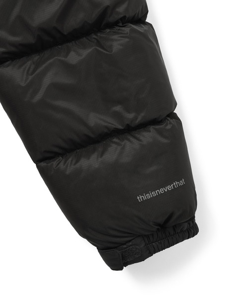 thisisneverthat(ディスイズネバーザット)の「Skogar Hooded MID Down Jacket(ダウンジャケット/コート・メンズ・ブラック系その他/パープル系その他2/ブラウン・XS/S/M/L/XL)」の7枚目の写真