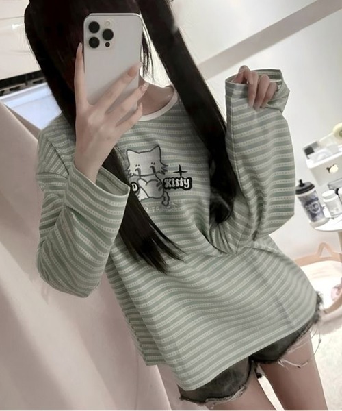 AsheKsha(アシクシャ)の「ボーダーキャラクタープリント ゆったり長袖Tシャツ(Tシャツ/カットソー・レディース・グリーン・M)」の4枚目の写真