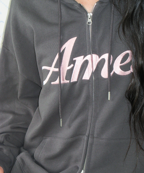 AMESWORLDWIDE（アメスワールドワイド）の「STANDARD LOGO HOODIE ZIP-UP CHARCOAL（パーカー・レディース・その他・SMALL/MEDIUM）」の8枚目の写真