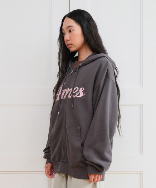 AMESWORLDWIDE（アメスワールドワイド）の「STANDARD LOGO HOODIE ZIP-UP CHARCOAL（パーカー・レディース・その他・SMALL/MEDIUM）」の12枚目の写真