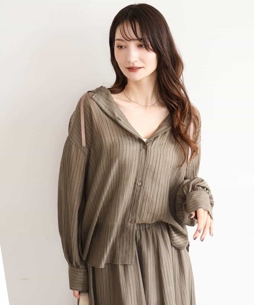 MK MICHEL KLEIN（エムケーミッシェルクラン）の「[洗える]シアーストライプ フーディーシャツブラウス（シャツ/ブラウス・レディース・ブラウン/ベージュ/ピンク・38）」の5枚目の写真