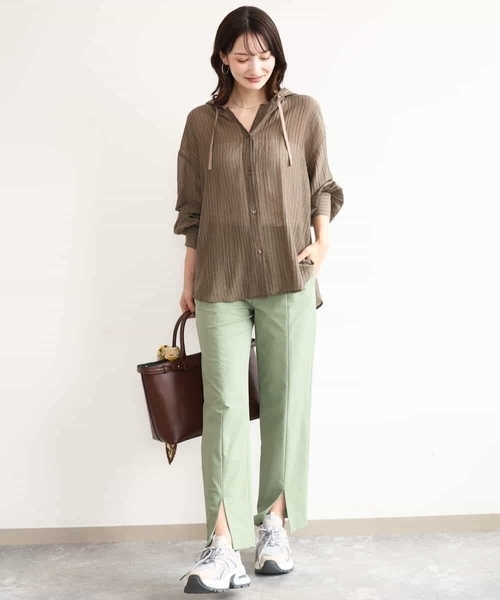 MK MICHEL KLEIN（エムケーミッシェルクラン）の「[洗える]シアーストライプ フーディーシャツブラウス（シャツ/ブラウス・レディース・ブラウン/ベージュ/ピンク・38）」の12枚目の写真