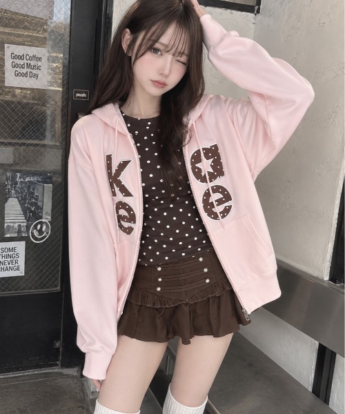 SPINNS(スピンズ)の「長袖ドットカットソー/韓国ガーリー(Tシャツ/カットソー・レディース・ブラウン/ブラック/ピンク・ONESIZE)」の4枚目の写真