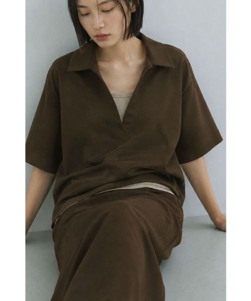 marjour(マージュール)の「EFFORTLESS AIRY OVER SHIRTS(シャツ/ブラウス・レディース・ブラック/ブラウン・M/L)」の1枚目の写真
