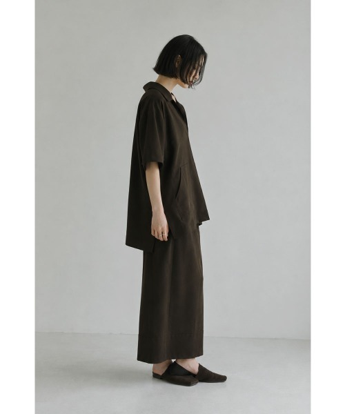 marjour(マージュール)の「EFFORTLESS AIRY OVER SHIRTS(シャツ/ブラウス・レディース・ブラック/ブラウン・M/L)」の12枚目の写真