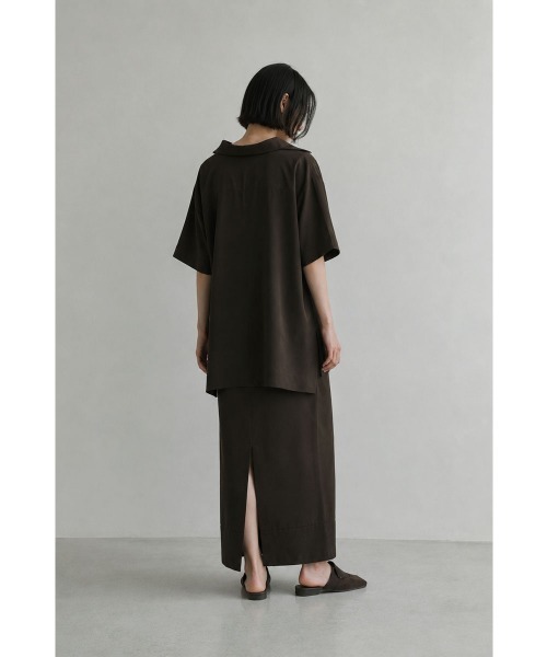 marjour(マージュール)の「EFFORTLESS AIRY OVER SHIRTS(シャツ/ブラウス・レディース・ブラック/ブラウン・M/L)」の13枚目の写真
