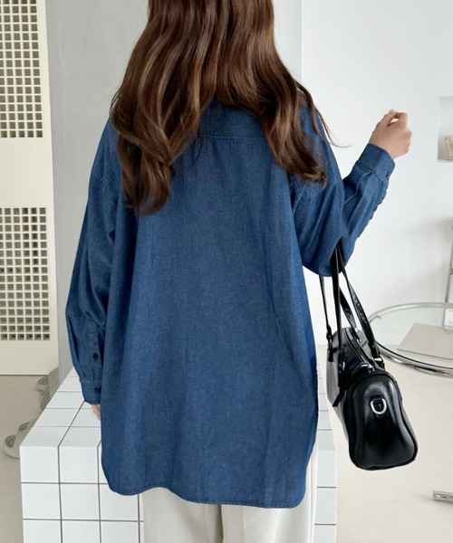U.S. POLO ASSN.（ユーエスポロアッスン）の「【Ada.別注 U.S.POLO ASSN.】バンドカラー オーバーサイズ デニム シャツ（シャツ/ブラウス・レディース・ネイビー/ブルー/ライトブルー・M/L）」の8枚目の写真
