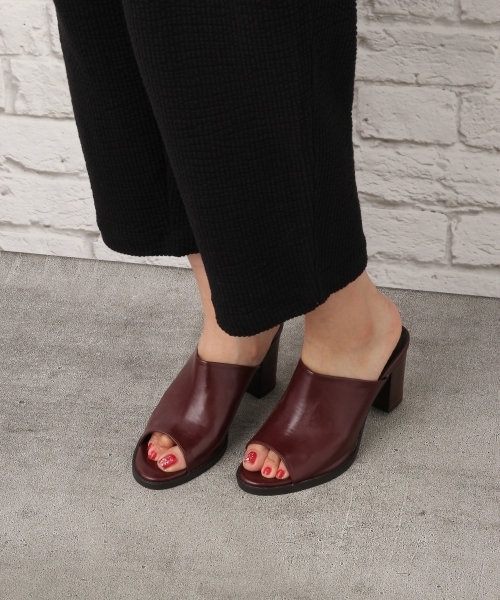 LEPSIM（レプシィム）の「カットワイドテーパードパンツ　724081（その他パンツ・レディース・ブラック/ネイビー・MEDIUM/LARGE）」の3枚目の写真