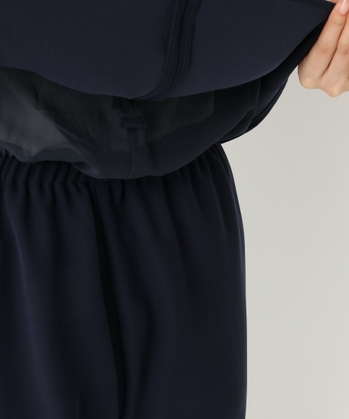 A part by（アパートバイ）の「【WEB限定/結婚式にも】ソデキリカエサロペット 739583 （サロペット/オーバーオール・レディース・ベージュ/ネイビー・LARGE/MEDIUM）」の8枚目の写真