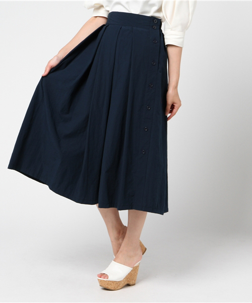 rps(アールピーエス)の「綿ワッシャー横釦スカート(スカート・レディース・レッド/ネイビー/ストライプ・M)」の14枚目の写真