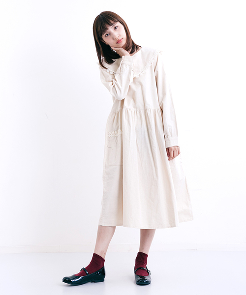 MERLOT(メルロー)の「レーストリミングビッグカラーワンピース7139(ワンピース・レディース・ブラック/ワイン/アイボリー・FREE)」の13枚目の写真