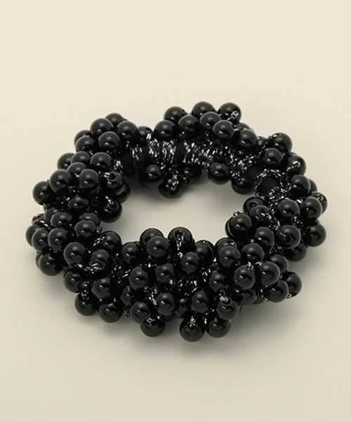 florist（フローリスト）の「ぐるっと小粒パールヘアゴム（ヘアゴム・レディース・ゴールド/ライトパープル/ピンク/ネイビー/ブラック/オフホワイト/クリーム/モカ/ブラウン/レッド/オレンジ/シルバー・FREE）」の4枚目の写真