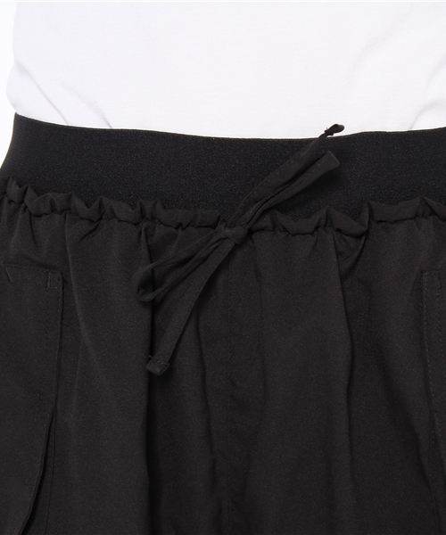 PUMA（プーマ）の「3/4丈 ウーブンパンツ (WOMEN) - PUMA Move（カーゴパンツ・レディース・ブラック/グレー・LARGE/MEDIUM/SMALL）」の8枚目の写真