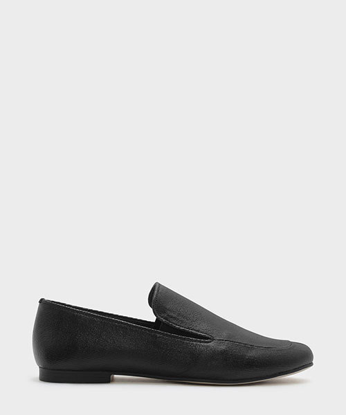 CHARLES & KEITH(チャールズ & キース)の「ベーシックローファー / BASIC LOAFERS(ローファー・レディース・シルバー/ブラック/オレンジ・22.5cm/24.5cm/25cm/23.5cm/25.5cm/23cm)」の2枚目の写真