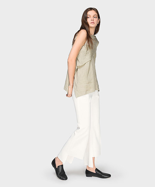 CHARLES & KEITH(チャールズ & キース)の「ベーシックローファー / BASIC LOAFERS(ローファー・レディース・シルバー/ブラック/オレンジ・22.5cm/24.5cm/25cm/23.5cm/25.5cm/23cm)」の8枚目の写真