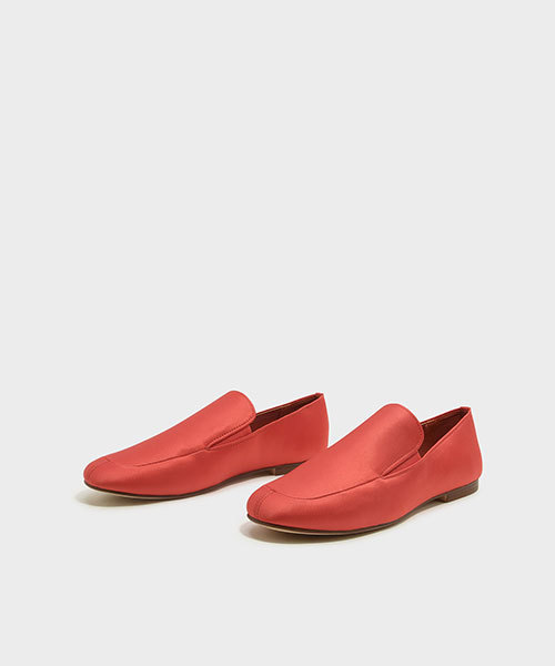 CHARLES & KEITH(チャールズ & キース)の「ベーシックローファー / BASIC LOAFERS(ローファー・レディース・シルバー/ブラック/オレンジ・22.5cm/24.5cm/25cm/23.5cm/25.5cm/23cm)」の11枚目の写真