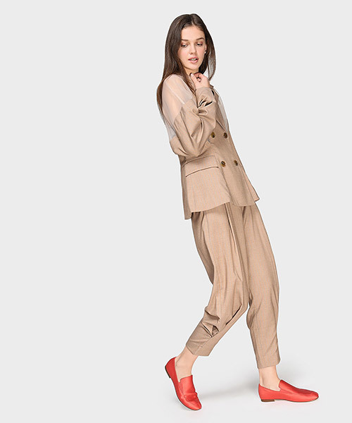CHARLES & KEITH(チャールズ & キース)の「ベーシックローファー / BASIC LOAFERS(ローファー・レディース・シルバー/ブラック/オレンジ・22.5cm/24.5cm/25cm/23.5cm/25.5cm/23cm)」の15枚目の写真