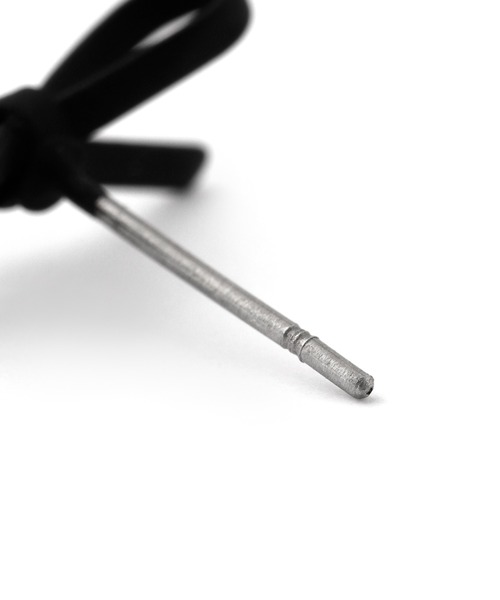 ANEMONE（アネモネ）の「マットカラーリボンピアス（ピアス（両耳用）・レディース・ライトブルー/ブラック/アイボリー/ネイビー/ライトグレー/ゴールド・FREE）」の13枚目の写真