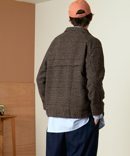 EMMA CLOTHES(エマクローズ)の「スイングトップ ジップブルゾン (EMMA CLOTHES)(ブルゾン・メンズ・グレー/ベージュ/ライトインディゴブルー/インディゴブルー/スモークピンク/ブラック/グレー系その他/ブラウン系その他/ストライプ/チェック/ベージュ系その他/ブラウン系その他2/チャコール/ベージュ系その他2/ブルー/ブラウン系その他3・L/M)」の20枚目の写真