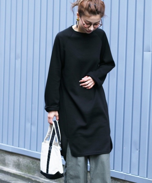 reca(レカ)の「ふんわりソフトタッチ◇スリットリブニットロングカットソー(ワンピース・レディース・ベージュ/ピンク/ブラック/チャコールグレー・FREE)」の21枚目の写真