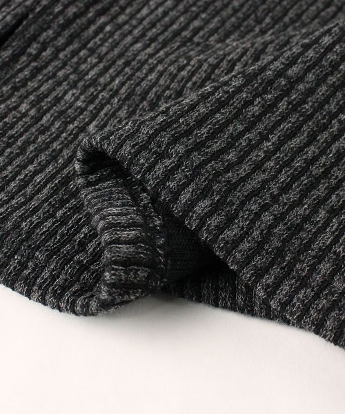 reca(レカ)の「ふんわりソフトタッチ◇スリットリブニットロングカットソー(ワンピース・レディース・ベージュ/ピンク/ブラック/チャコールグレー・FREE)」の5枚目の写真