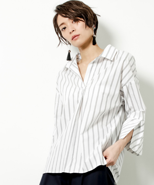 STUDIOUS(ステュディオス)の「ストライプバックリボンシャツ(シャツ/ブラウス・レディース・ホワイト/オフホワイト・FREE)」の1枚目の写真