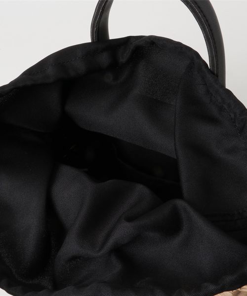 natural couture（ナチュラルクチュール）の「スクエア型柳トート（ショルダーバッグ・レディース・ブラック/ホワイト・FREE）」の3枚目の写真