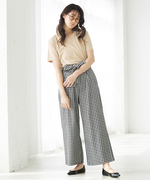 WEGO(ウィゴー)の「WEGO/デイリーVネックTシャツ(Tシャツ/カットソー・レディース・ホワイト系その他5/ベージュ/イエロー/ホワイト/ブラック・LARGE/MEDIUM)」の11枚目の写真