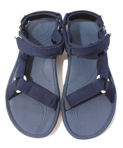 And A（アンドエー）の「Heather Grey Wall×TEVA（サンダル