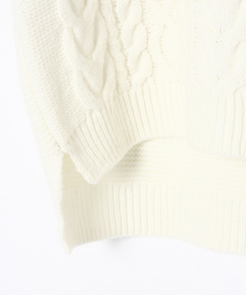 CARVEN - CARVEN ケーブルニット オフ白 ポンポン セール】【キッズ】ポンポンケーブルニット/801563（ニット
