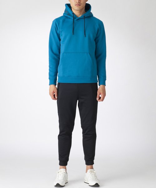 BLACK LABEL CRESTBRIDGE(ブラックレーベル・クレストブリッジ)の「ロゴプリントプルオーバーパーカー(パーカー・メンズ・ブラック/オフホワイト/ブルー/グリーン・MEDIUM/LARGE)」の12枚目の写真