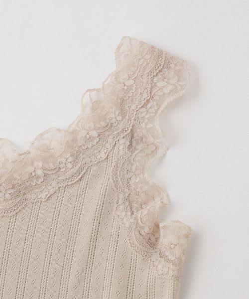one after another NICE CLAUP（ワンアフターアナザーナイスクラップ）の「レース付パターンメッシュタンクトップ（タンクトップ・レディース・オフホワイト/ブラック/ベージュ・FREE）」の4枚目の写真