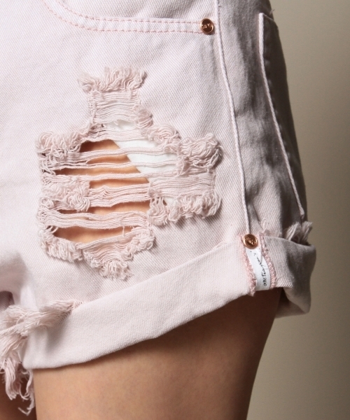 BEAUTY&YOUTH UNITED ARROWS（ビューティーアンドユースユナイテッドアローズ）の「BY one tea spoon OUTLAWS ショーツ（デニムパンツ・レディース・ピンク/ネイビー・26inch/27inch）」の9枚目の写真