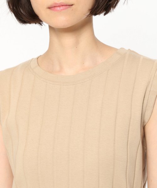 LAKOLE（ラコレ）の「ワイドリブスリーブレスTシャツ / LAKOLE（タンクトップ・レディース・ベージュ/ブラウン/キャメル/レッド/ブラック/オフホワイト・SMALL/MEDIUM）」の21枚目の写真