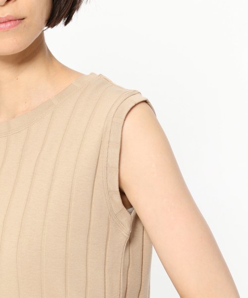 LAKOLE（ラコレ）の「ワイドリブスリーブレスTシャツ / LAKOLE（タンクトップ・レディース・ベージュ/ブラウン/キャメル/レッド/ブラック/オフホワイト・SMALL/MEDIUM）」の22枚目の写真