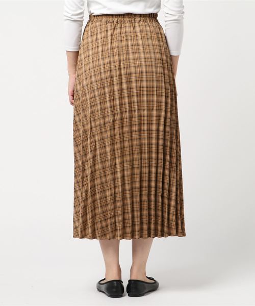 STYLEBLOCK(スタイルブロック)の「チェック柄ミモレ丈プリーツスカート(スカート・レディース・ブラック/キャメル/ベージュ・M)」の8枚目の写真
