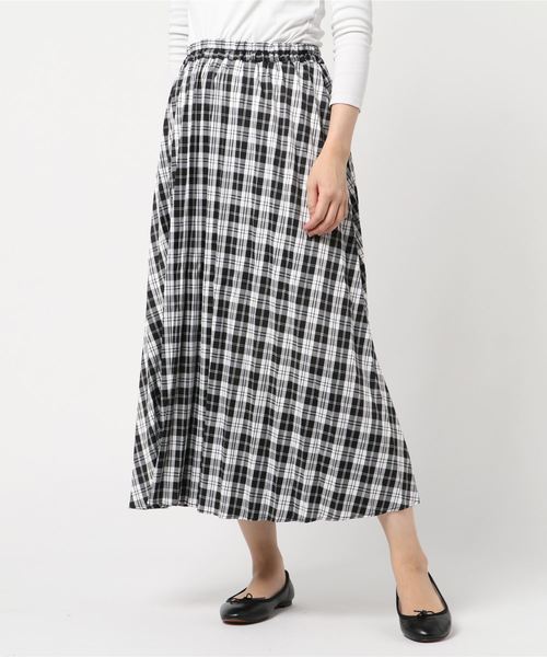 STYLEBLOCK(スタイルブロック)の「チェック柄ミモレ丈プリーツスカート(スカート・レディース・ブラック/キャメル/ベージュ・M)」の4枚目の写真