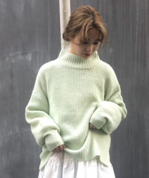 one after another NICE CLAUP（ワンアフターアナザーナイスクラップ）の「にじいろカラーニット（ニット/セーター・レディース・ライトグレー/ライトブルー/オフホワイト/サックスブルー/アイボリー/ミント/ラベンダー/ベビーピンク/レモンイエロー・FREE）」の4枚目の写真