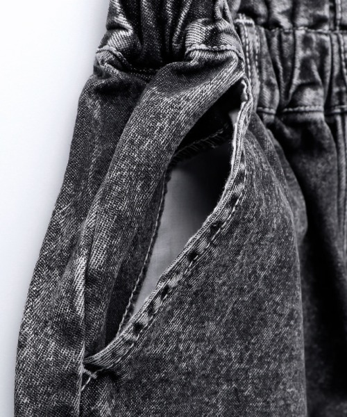 RADCHAP(ラッドチャップ)の「ケミカルデニムショートパンツ(デニムパンツ・キッズ・サックスブルー/ブラック・120cm/140cm/100cm/110cm/150cm/90cm/130cm)」の16枚目の写真