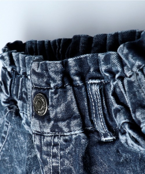 RADCHAP(ラッドチャップ)の「ケミカルデニムショートパンツ(デニムパンツ・キッズ・サックスブルー/ブラック・120cm/140cm/100cm/110cm/150cm/90cm/130cm)」の11枚目の写真