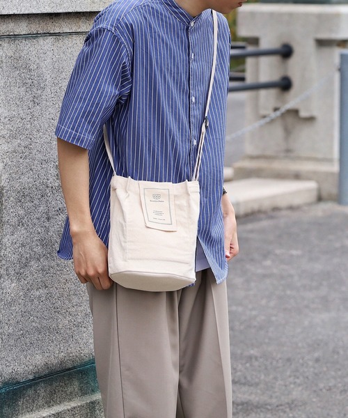 Beauty&Habit(ビューティアンドハビット)の「【Beauty&Habit】キャンバス地ロゴ巾着ショルダーバッグ(ショルダーバッグ・メンズ・ナチュラル・FREE)」の21枚目の写真