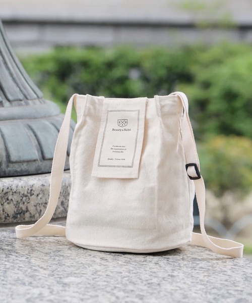 Beauty&Habit(ビューティアンドハビット)の「【Beauty&Habit】キャンバス地ロゴ巾着ショルダーバッグ(ショルダーバッグ・メンズ・ナチュラル・FREE)」の12枚目の写真