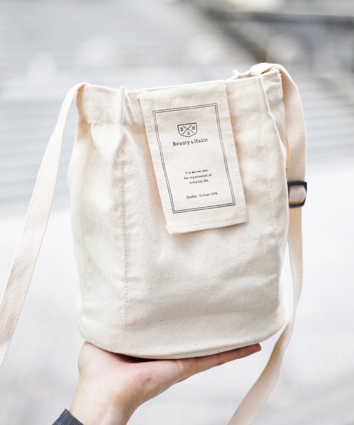 Beauty&Habit(ビューティアンドハビット)の「【Beauty&Habit】キャンバス地ロゴ巾着ショルダーバッグ(ショルダーバッグ・メンズ・ナチュラル・FREE)」の13枚目の写真