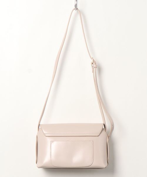 natural couture（ナチュラルクチュール）の「グロスショルダーバッグ（ショルダーバッグ・レディース・ブラック/ベージュ/ベージュ系その他・FREE）」の8枚目の写真