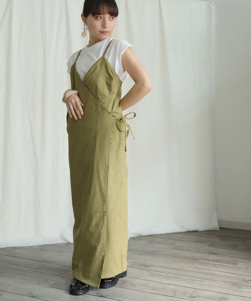 HER CLOSET(ハークローゼット)の「【HERCLOSET】WEB限定アイテム インナー付き麻タッチキャミワンピース(ワンピース・レディース・ベージュ/ネイビー/アイボリー/ライトグリーン・M)」の4枚目の写真