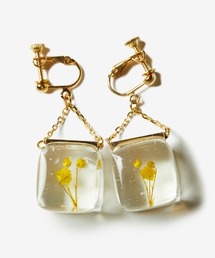 rehacer（レアセル）の「rehacer : Flower Cube Earrings Made in Japan / フラワー キューブ イヤリング メイドインジャパン（イヤリング）」