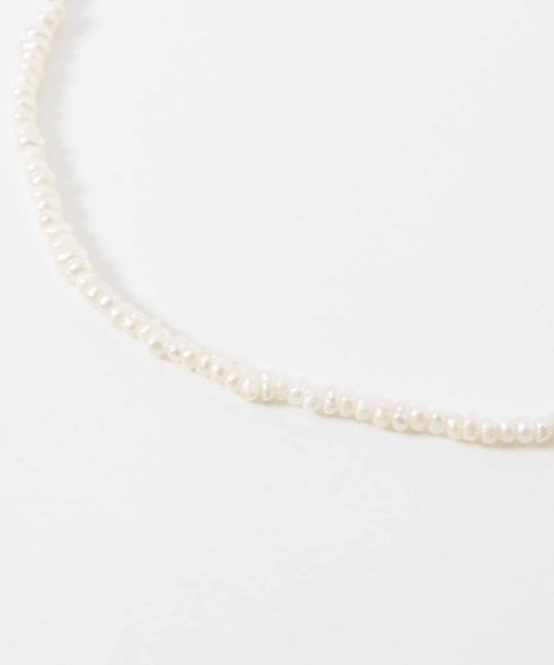 SMELLY(スメリー)の「タンスイパールビーズネックレス(ネックレス・レディース・アイボリー・-)」の5枚目の写真