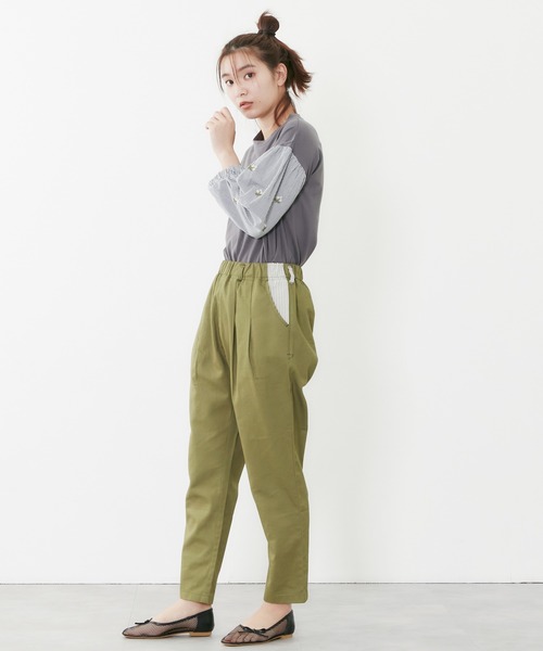 POU DOU DOU（プードゥドゥ）の「フラワー刺繍スリーブトップス（Tシャツ/カットソー・レディース・ダークグレー/ライトベージュ/アイボリー・3）」の18枚目の写真